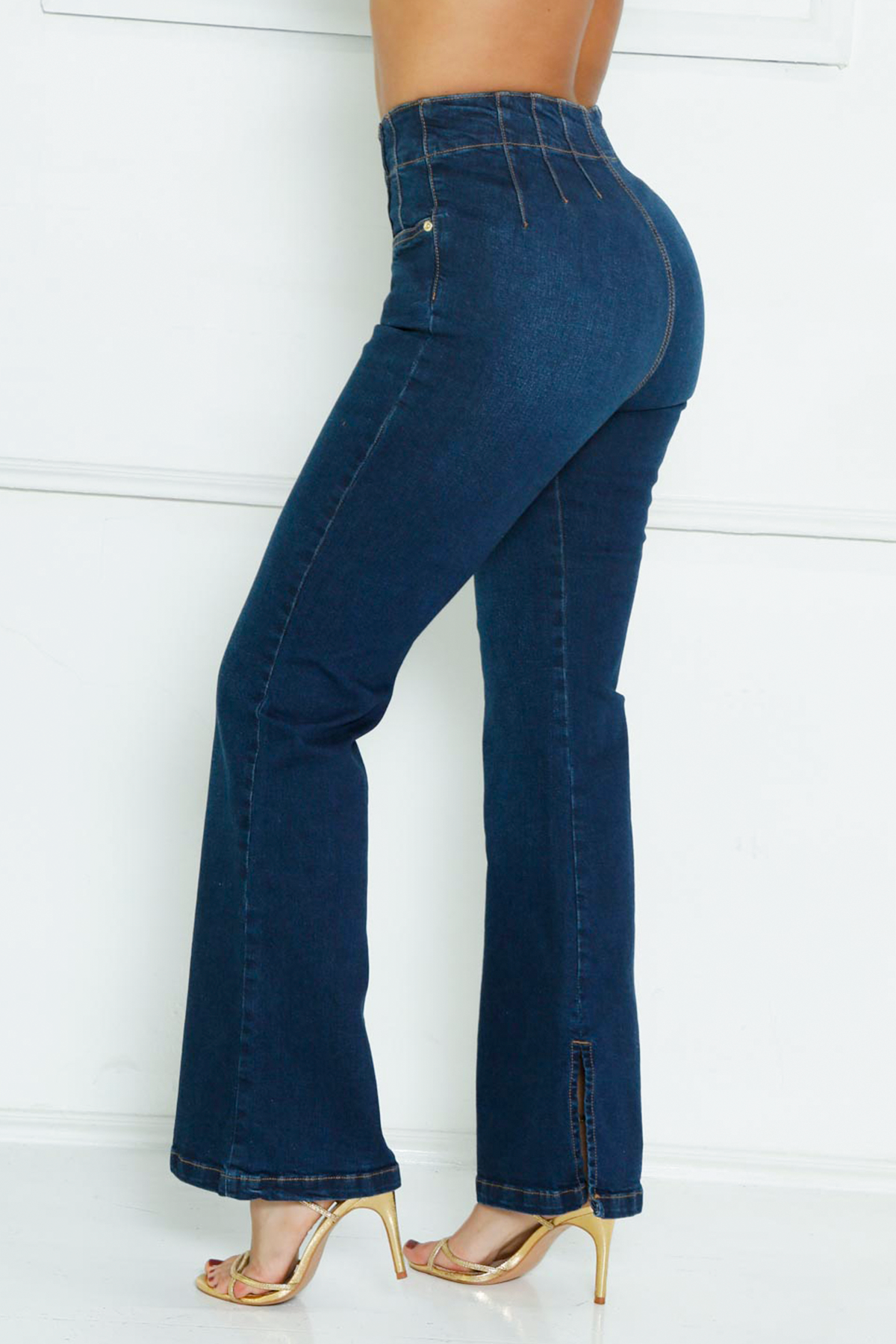 JEANS TIRO ALTO BOTA CAMPANA