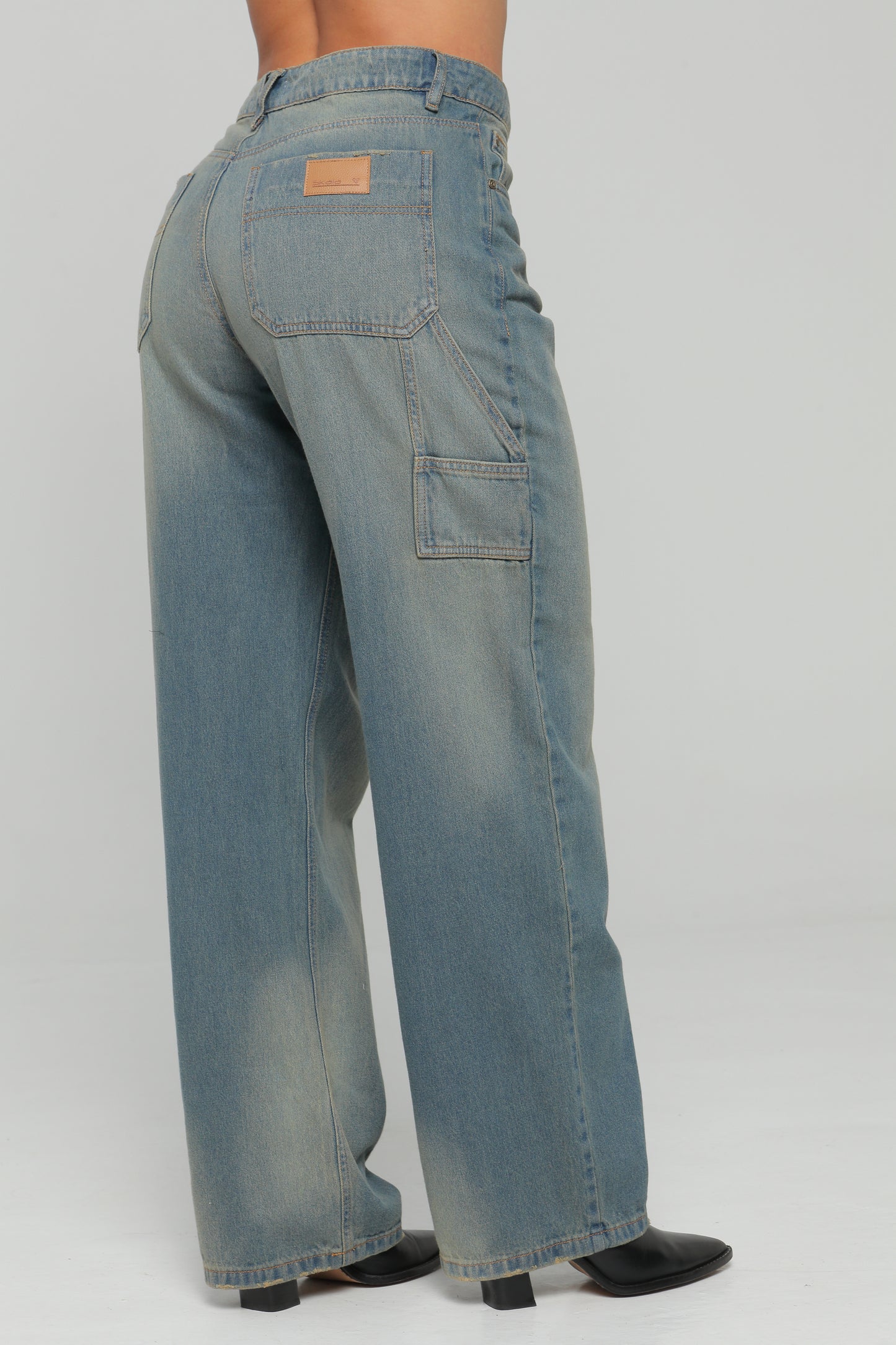 Jeans Baggy Carpintero Tiro Medio