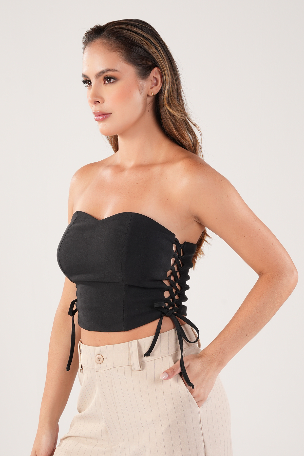 BLUSA STRAPPLE AJUSTADA