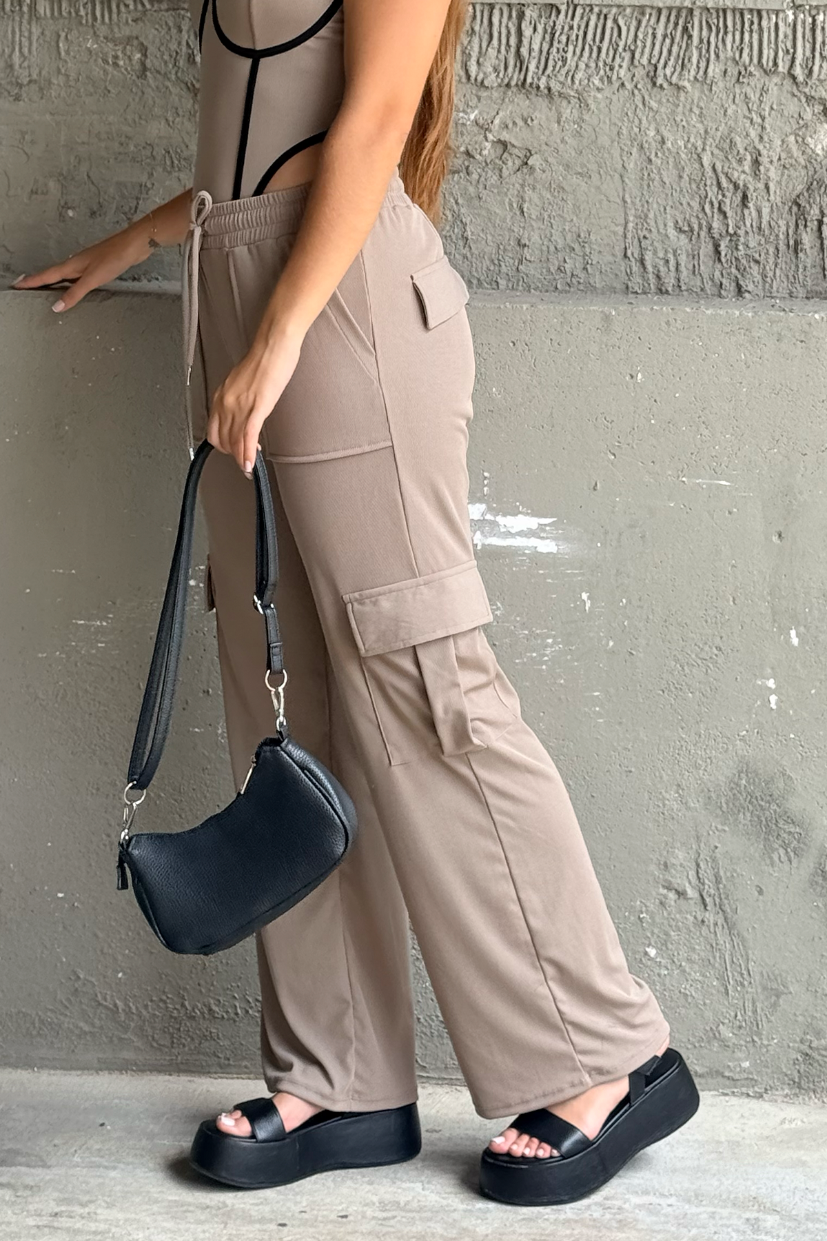 PANTALÓN PRETINA CON ELÁSTICO