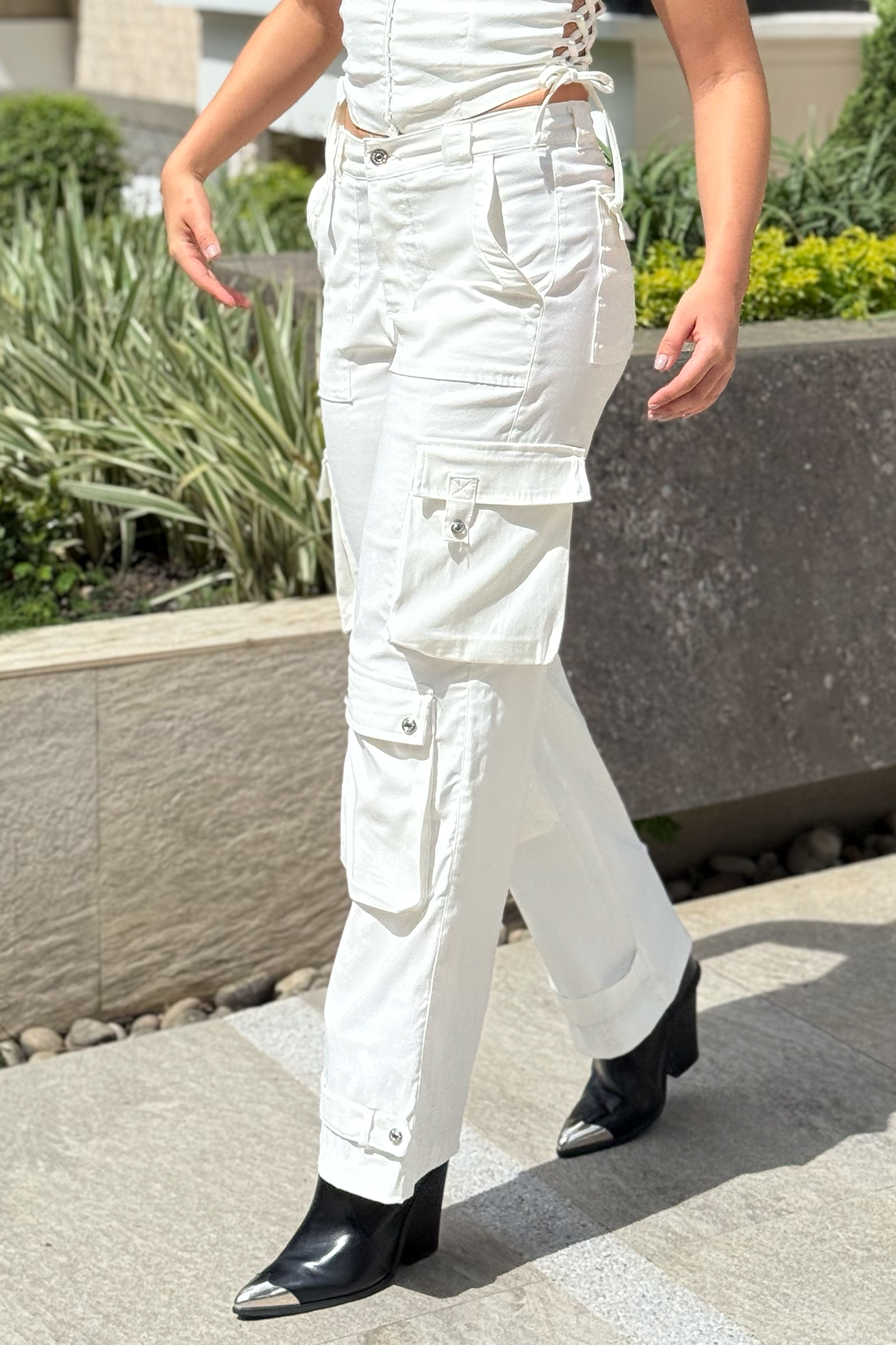 PANTALÓN CARGO BOTA RECTA