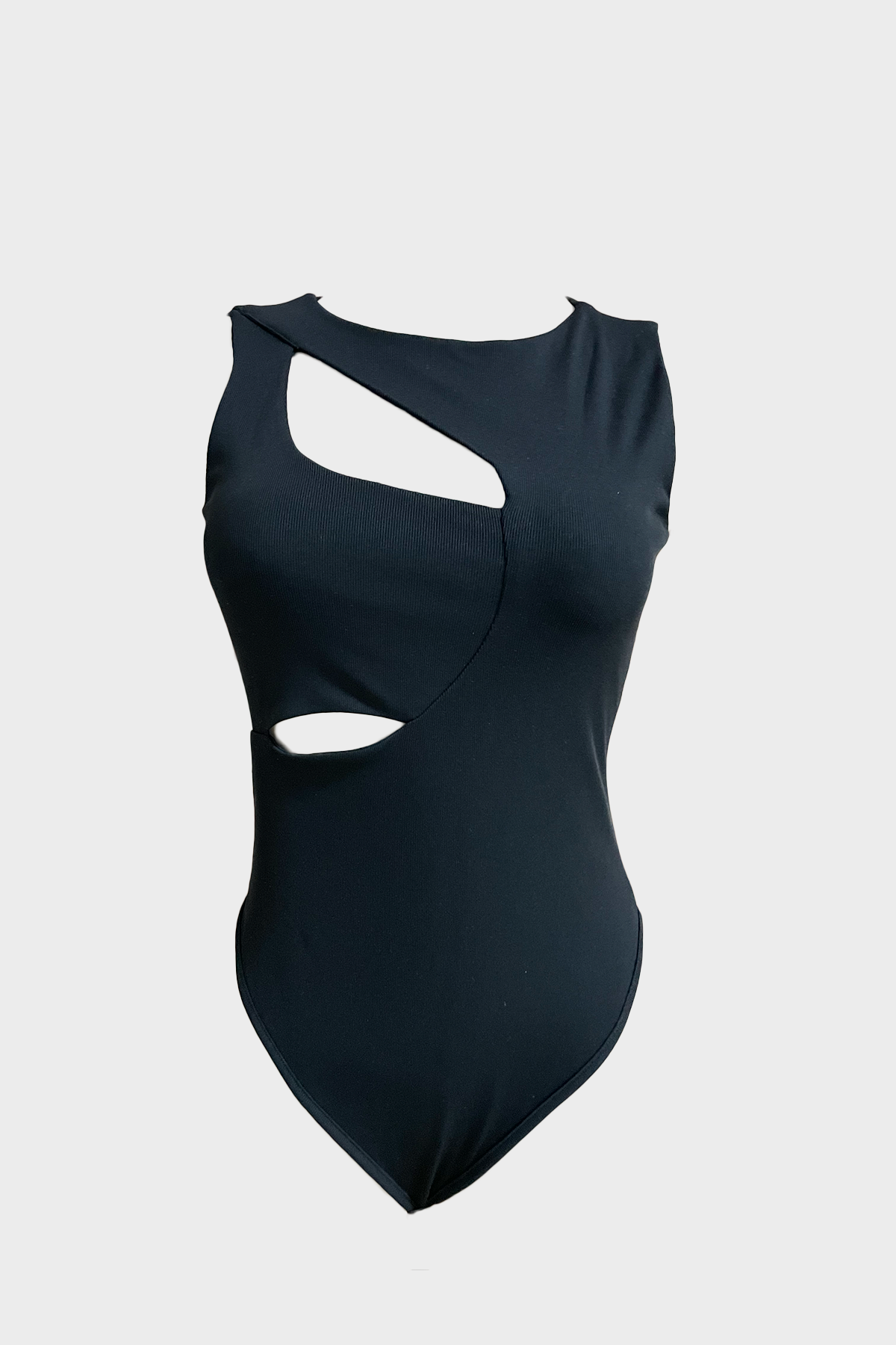 BODY CON CORTES IRREGULARES
