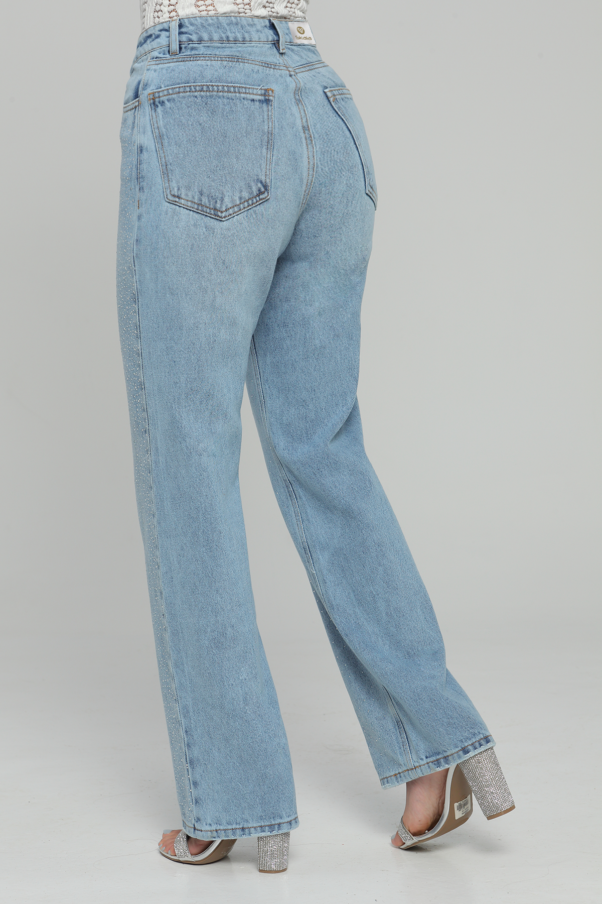 JEANS TIRO ALTO BRILLO