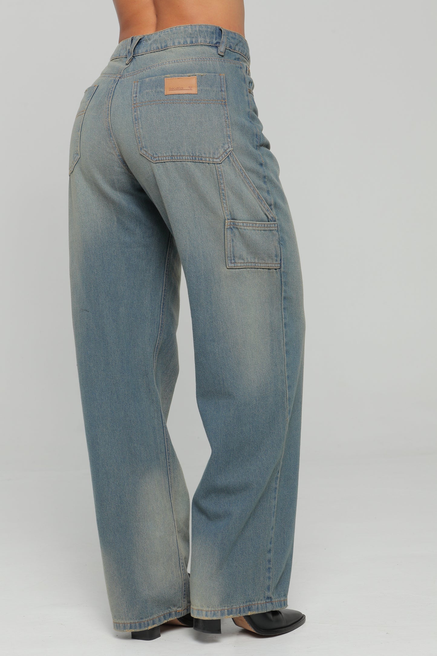 Jeans Baggy Carpintero Tiro Medio