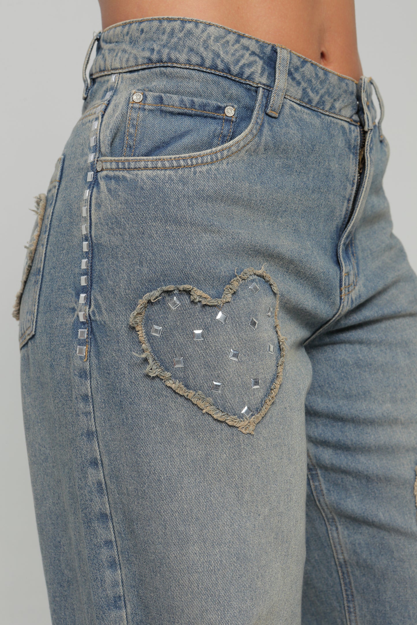 Jean Baggy Corazones Tiro Medio