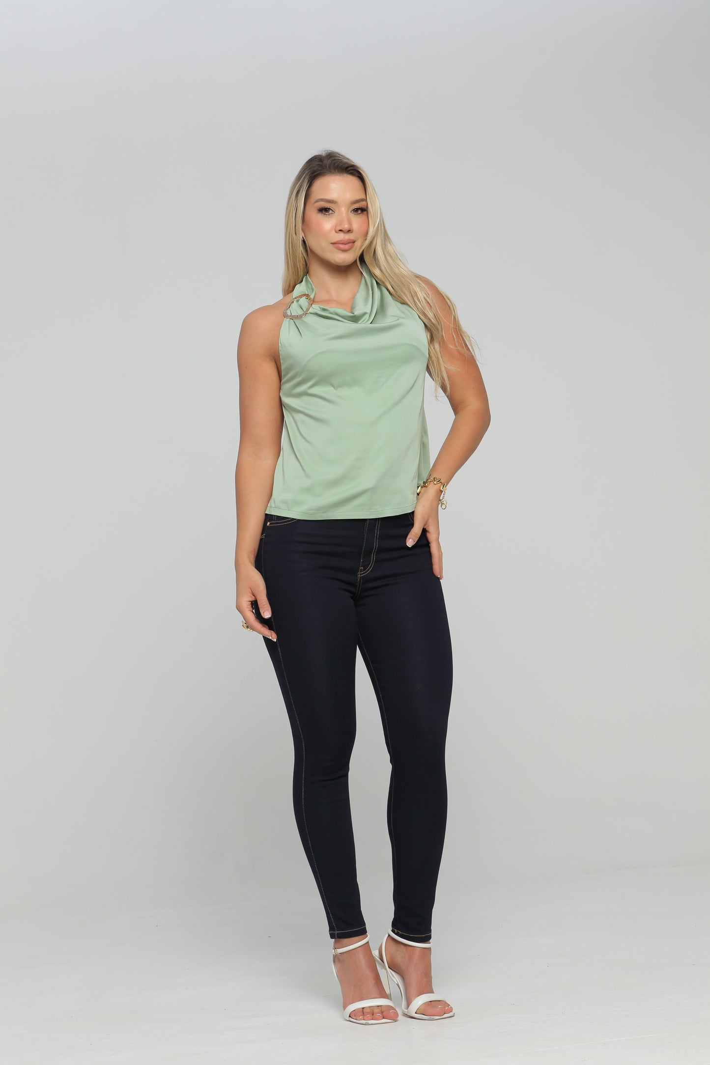 Jean Skinny Tiro Alto