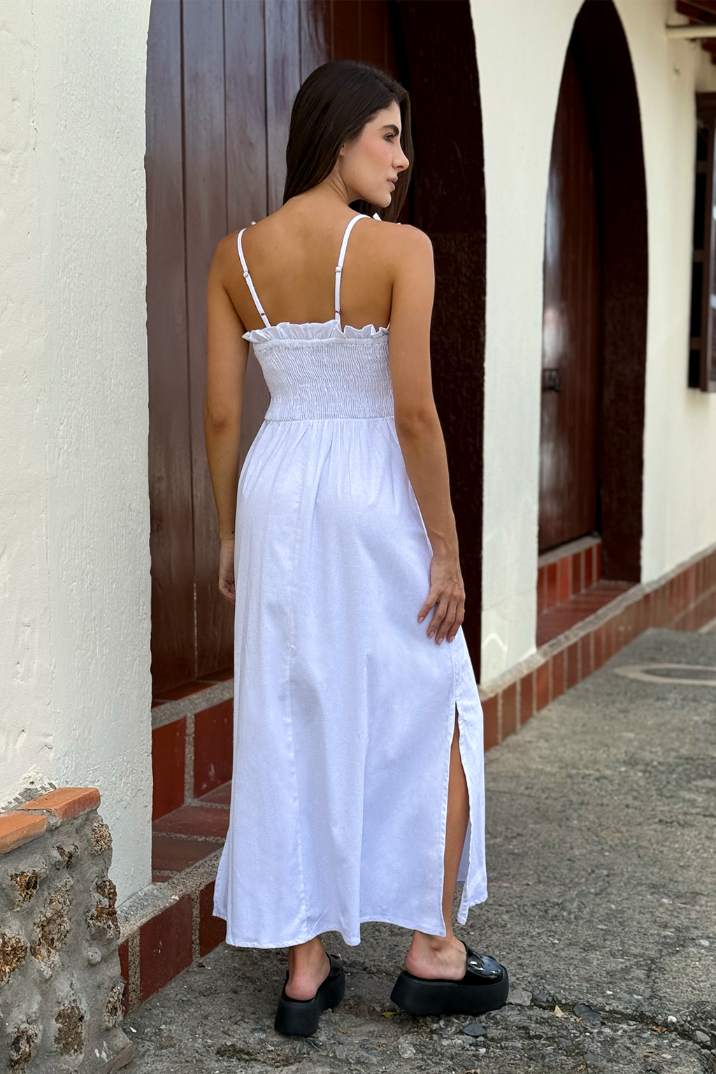 VESTIDO LARGO TIRAS LINO