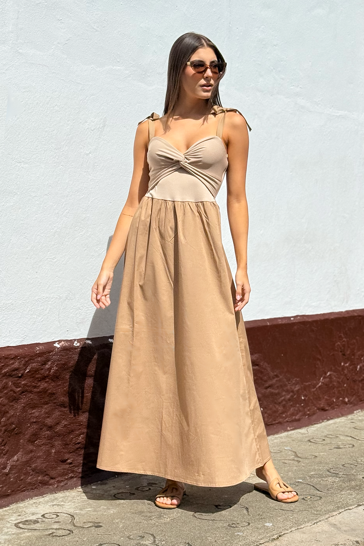 VESTIDO LARGO DE TIRAS