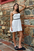 VESTIDO CONTRASTE CORTO