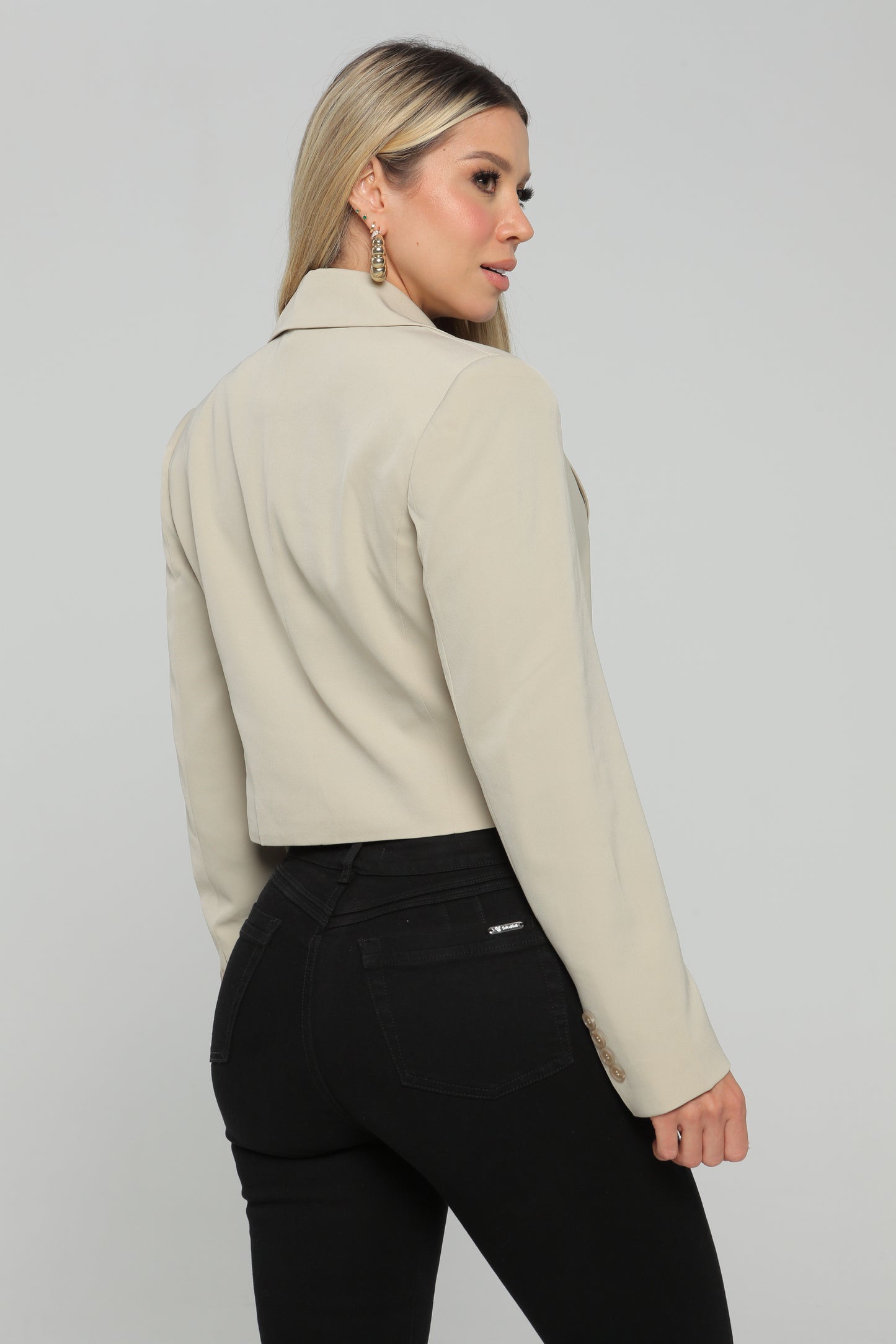 Blazer Corto Cuello Smoking