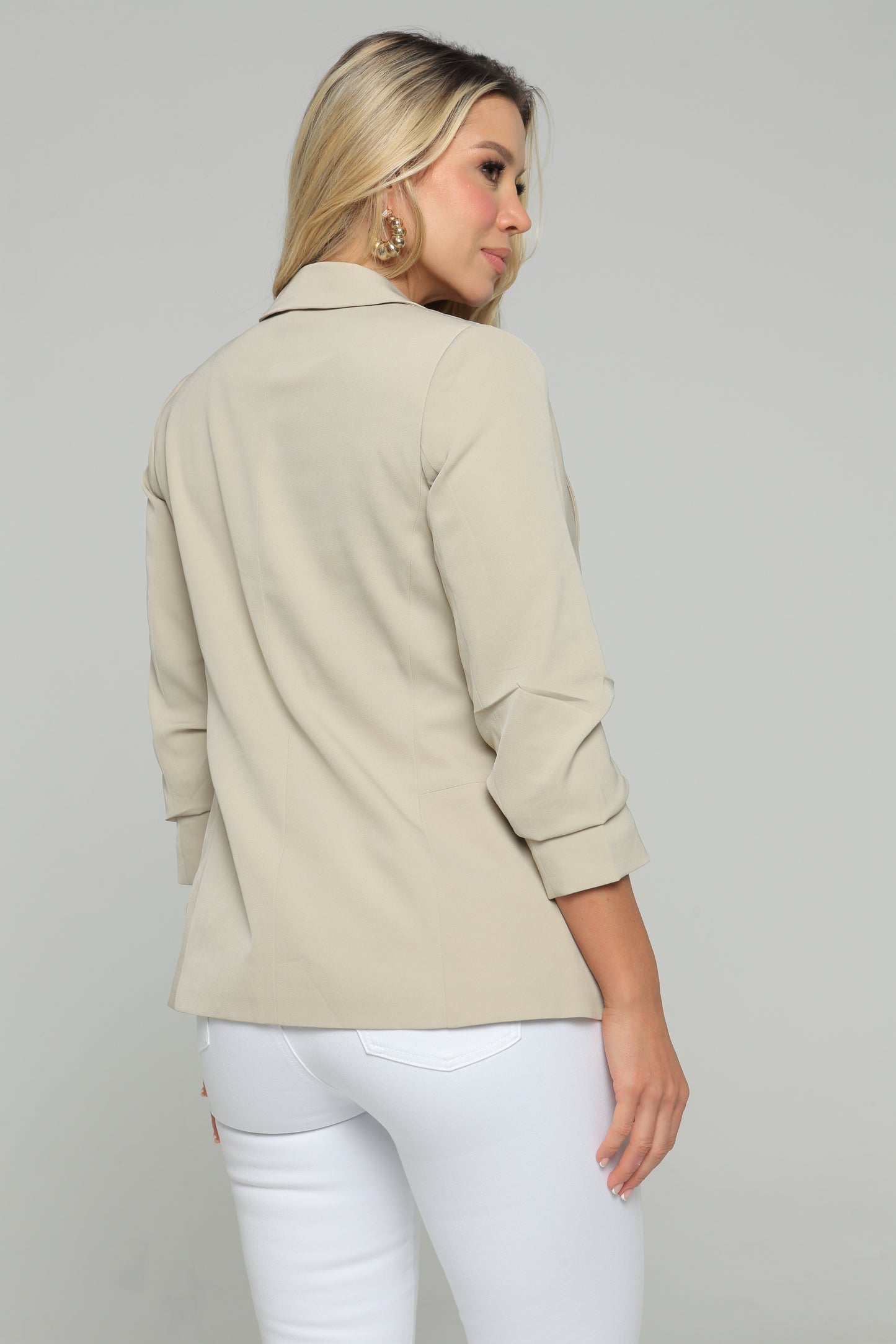 Blazer Largo Con Pliegues En Manga