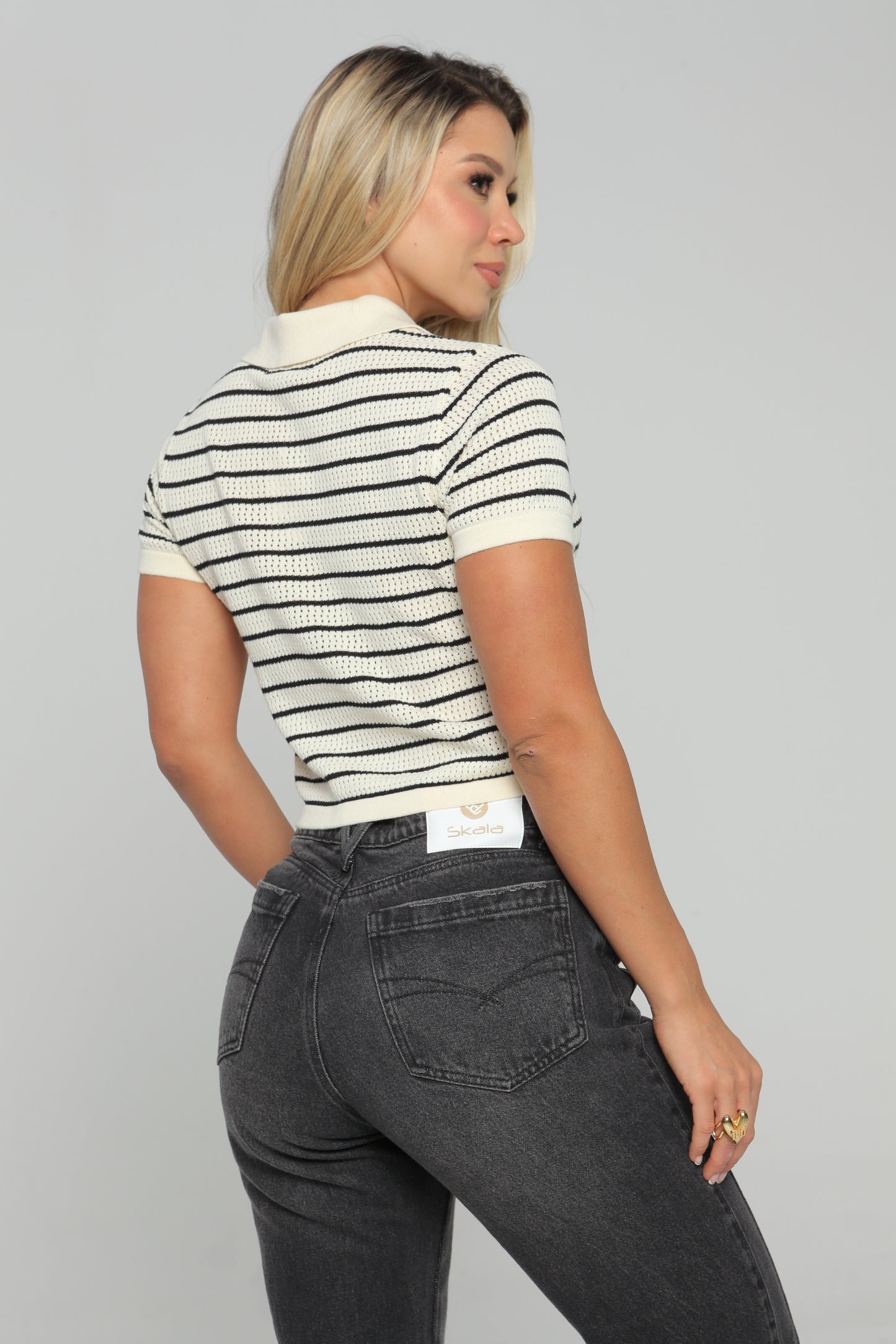 Blusa Manga Corta De Rayas Blanco/Rayas Negro  y Crema/Rayas Negro Skala