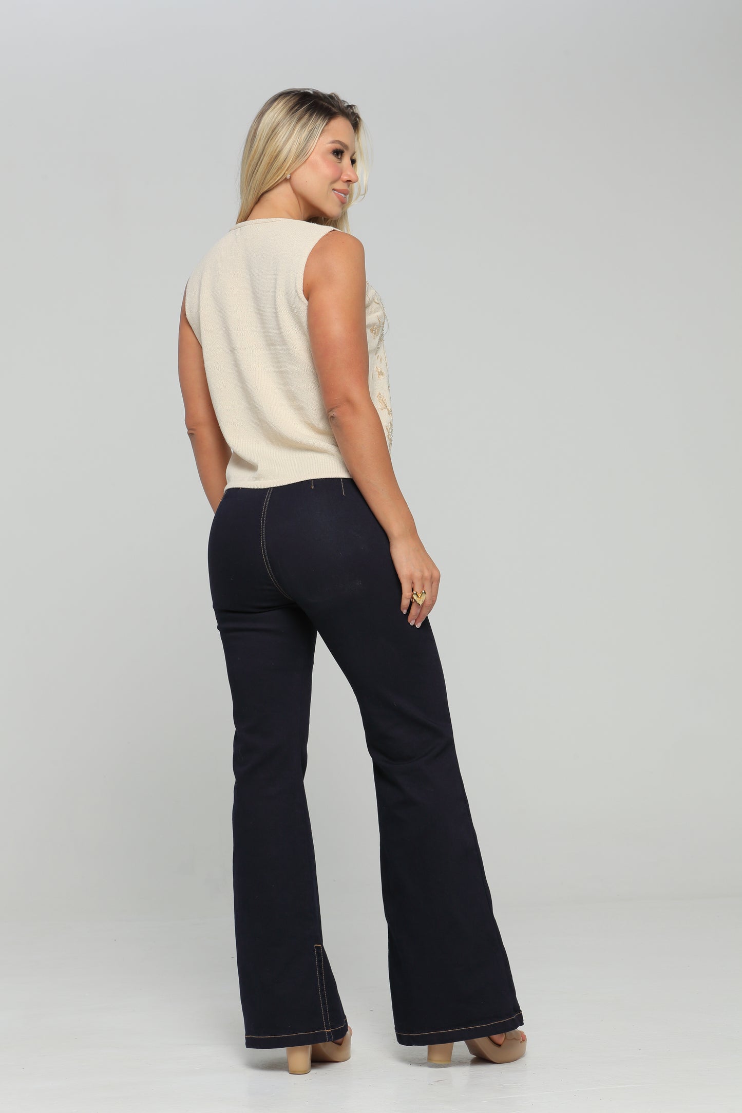 Chaleco Bordado