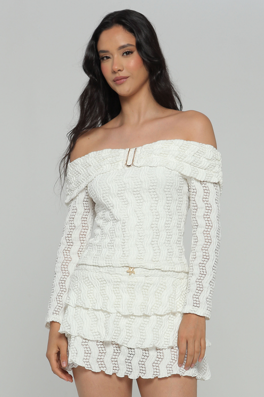 BLUSA MANGA LARGA CON HEBILLA EN FRENTE