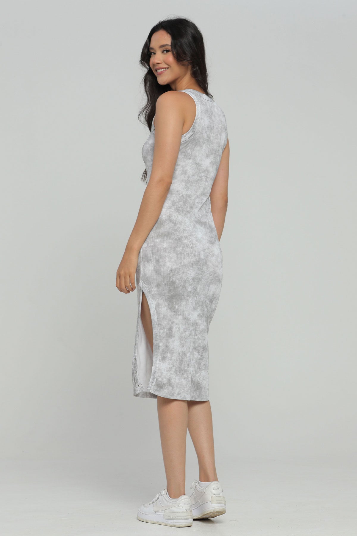 VESTIDO MIDI MANGA SISA