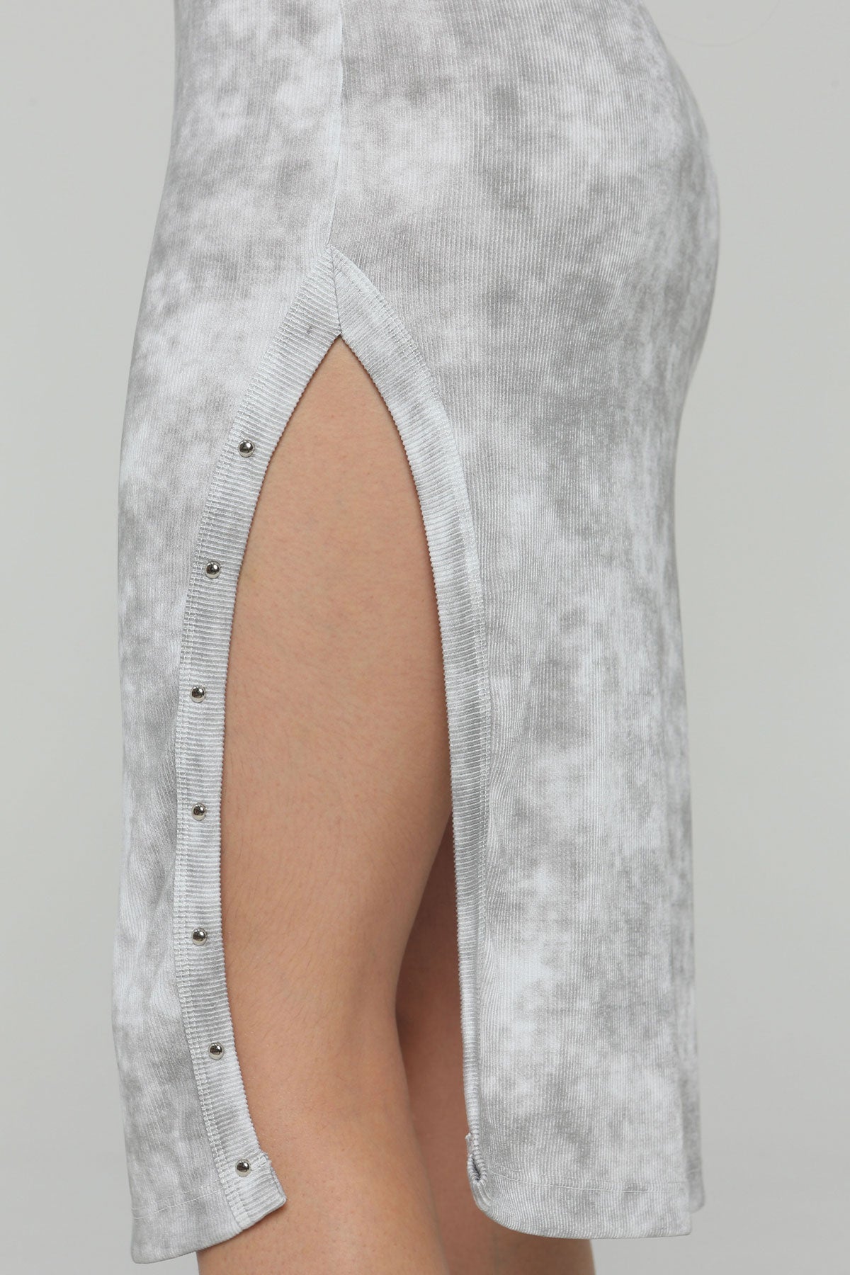VESTIDO MIDI MANGA SISA