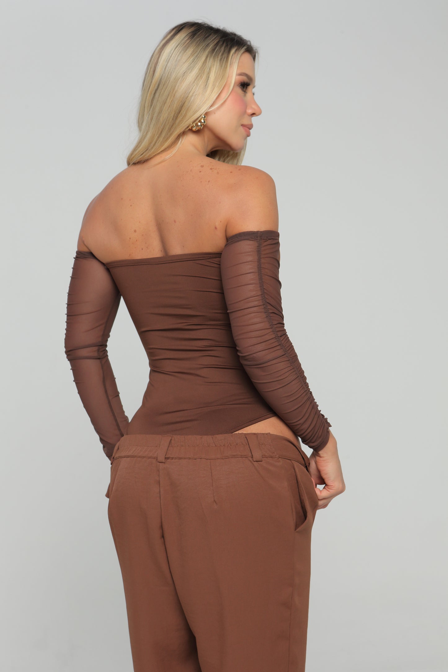 Body Strapless Con Mangas Y Hebilla Cafe, Verde Militar, Negro Skala