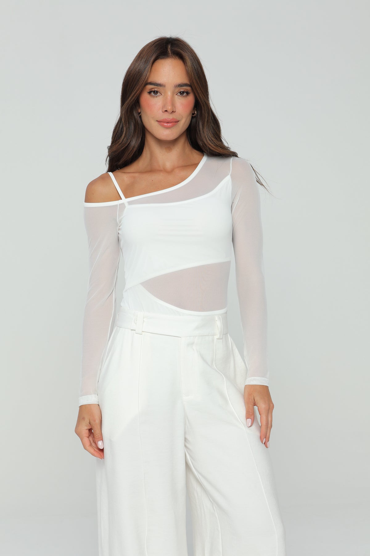 Body Medio Beso de Manga Larga con Transparencias