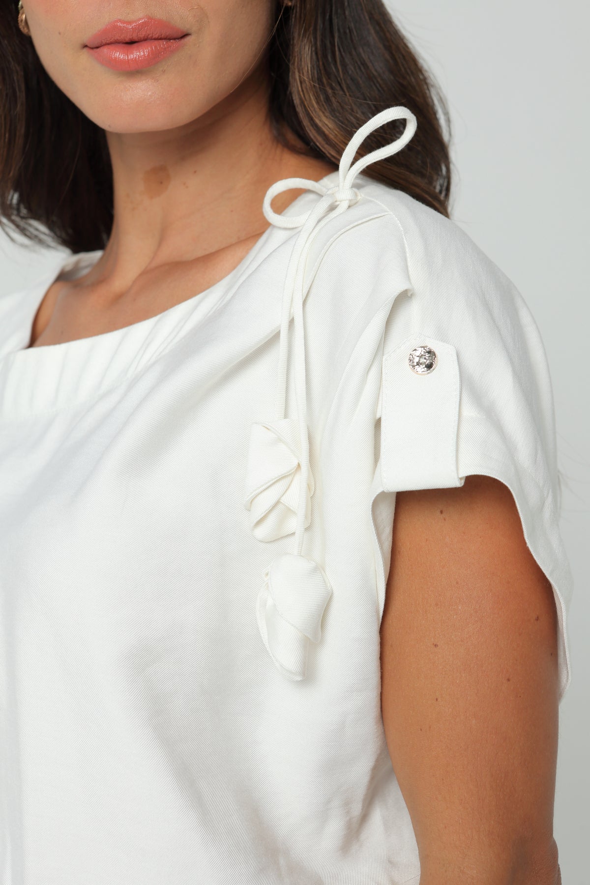 Blusa Raglán con Elástico en Cintura y Detalle en Hombro