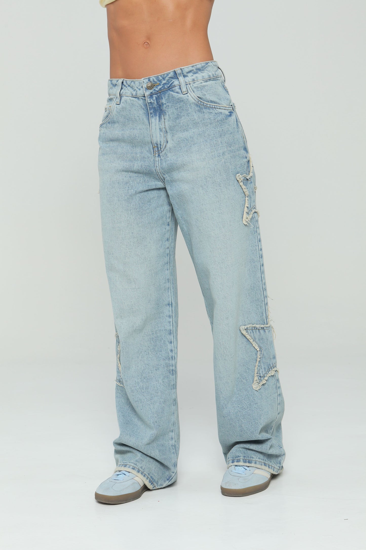 Jeans baggy con estrellas