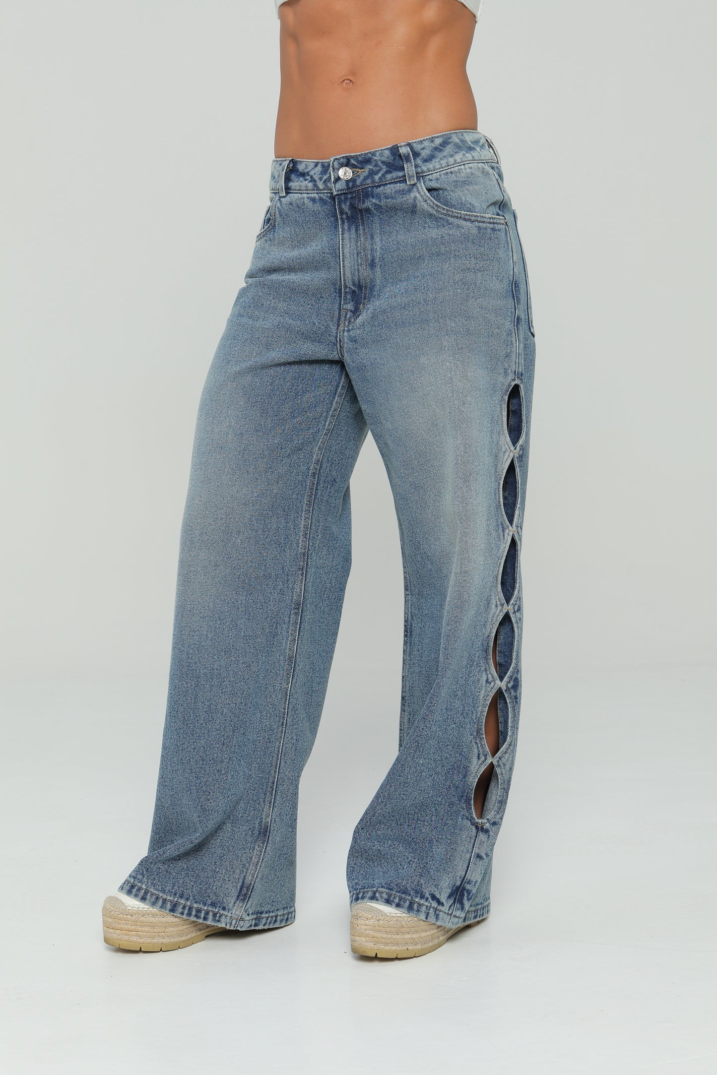 Jeans wide leg abertura en costados