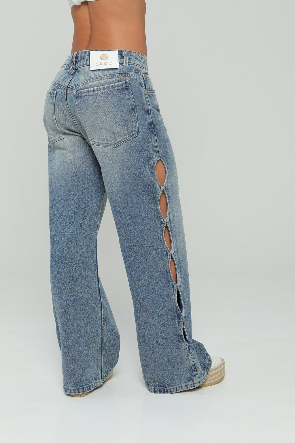 Jeans wide leg abertura en costados