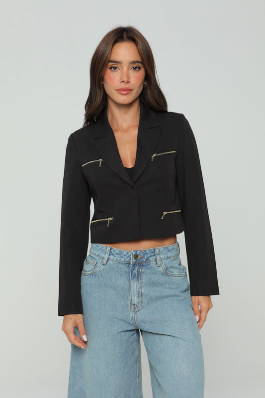 Blazer Corto con Cierres Decorativos