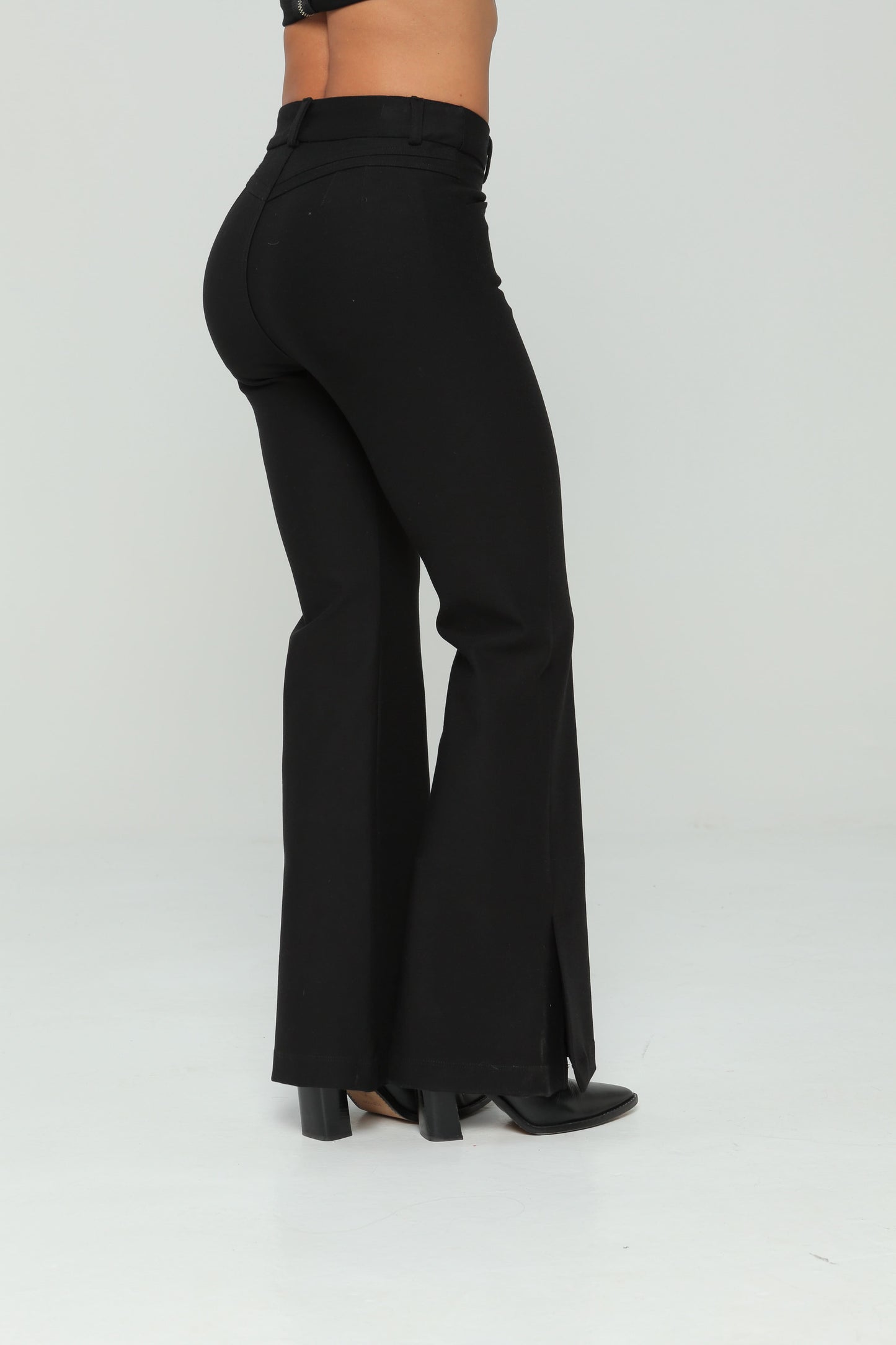 Pantalón Tiro Alto Bota Campana